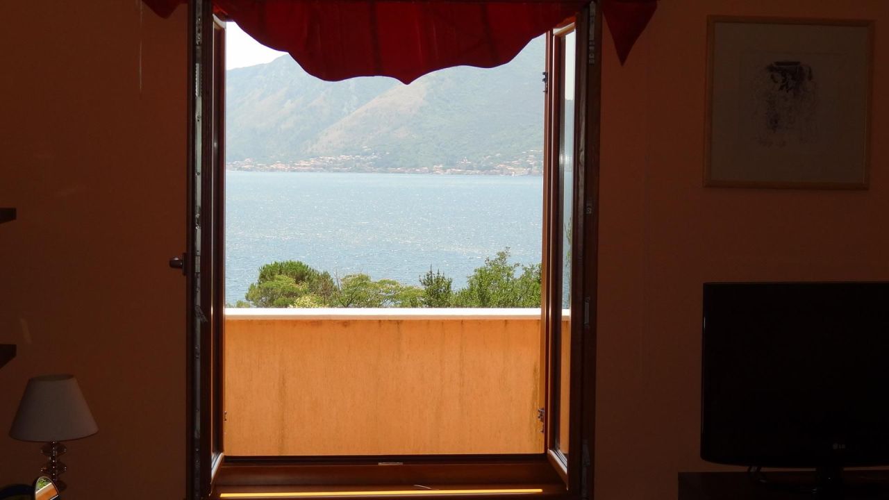 House in Orahovac, Montenegro, 300 m² - picture 5