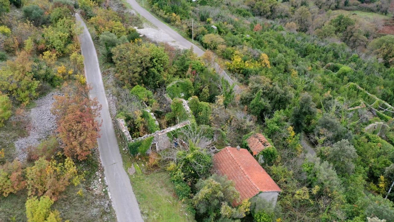 Terrain à Lastva, Monténégro, 670 m² - image 7