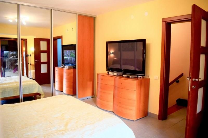 Maison à Petrovac, Monténégro, 214 m² - image 7