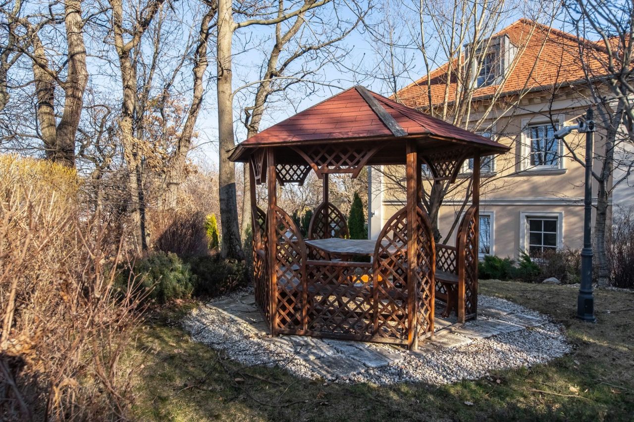 Villa in Budapest, Hungary, 580 m² - picture 17