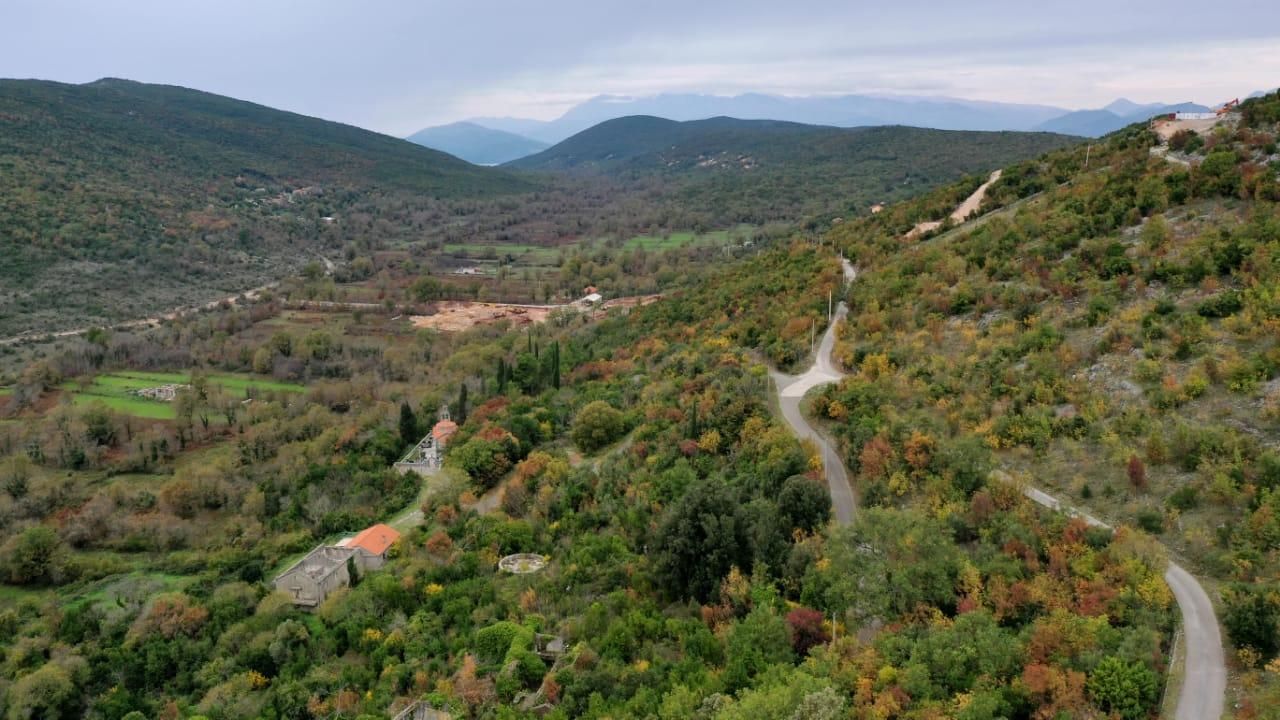 Terrain à Lastva, Monténégro, 670 m² - image 8