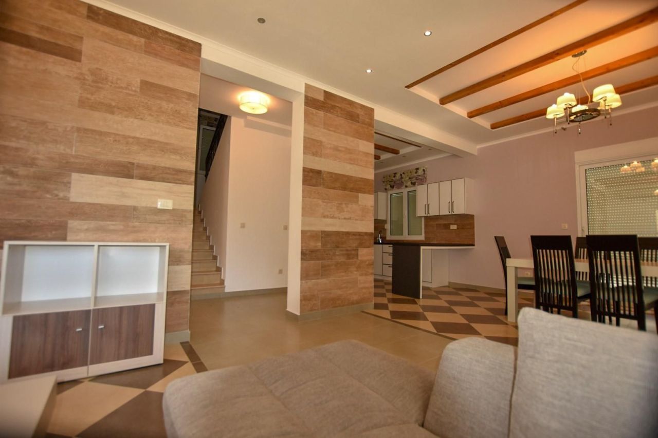 Casa a Risan, Montenegro, 250 m² - foto 9