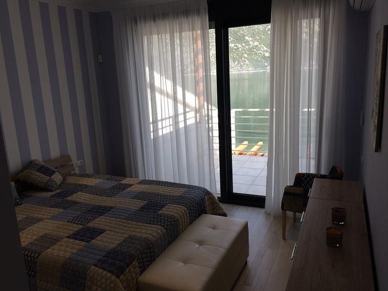 Maison à Stoliv, Monténégro, 371 m² - image 9