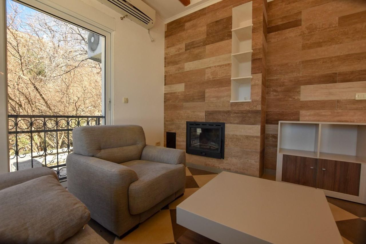 Casa a Risan, Montenegro, 250 m² - foto 10