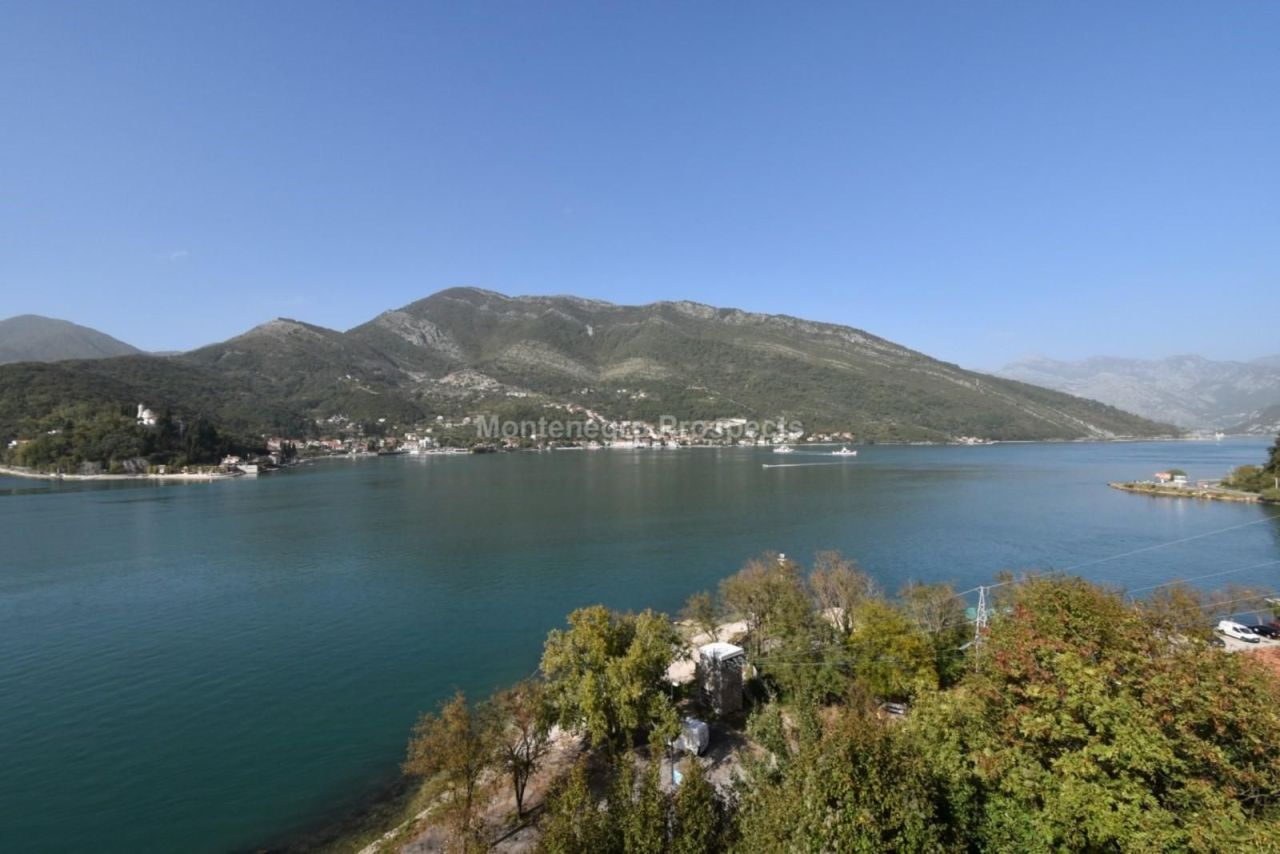 Maison à Tivat, Monténégro, 247 m² - image 11