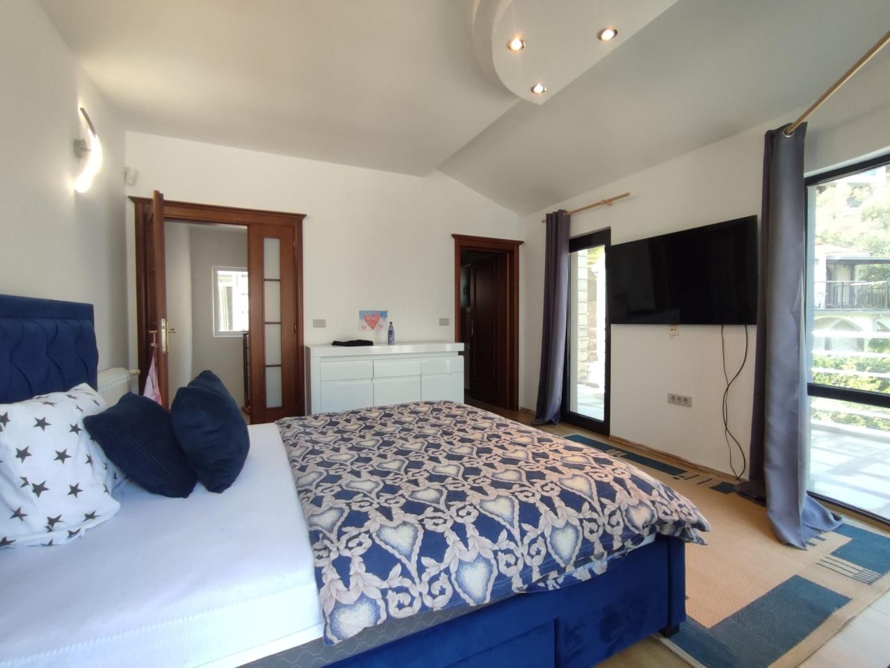 Maison à Stoliv, Monténégro, 170 m² - image 12