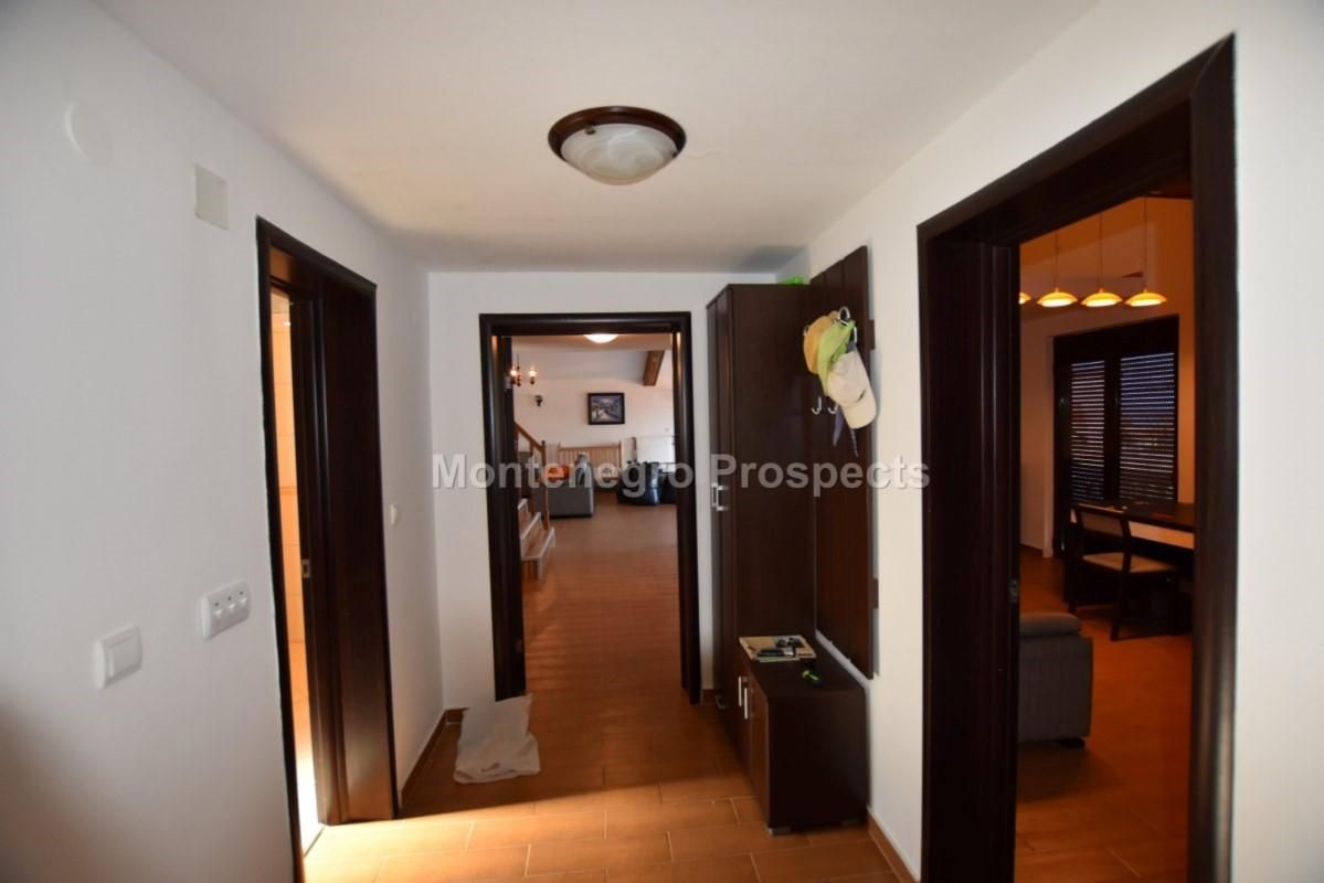 Casa a Utjeha, Montenegro, 195 m² - foto 12