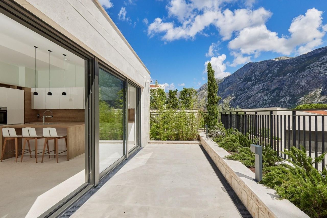 Casa a Perzagno, Montenegro, 373 m² - foto 12