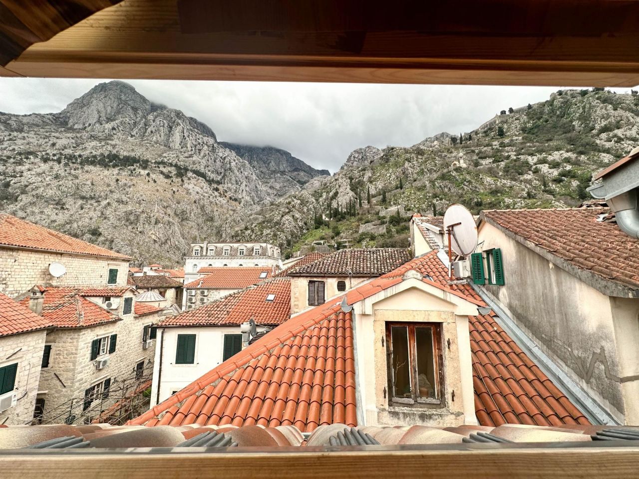 Appartamento a Kotor, Montenegro, 75 m² - foto 13