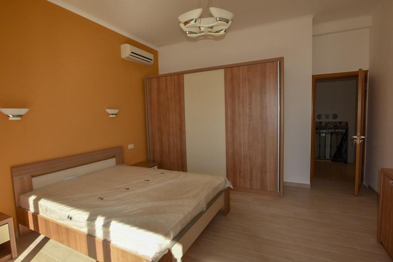 Casa a Risan, Montenegro, 250 m² - foto 13