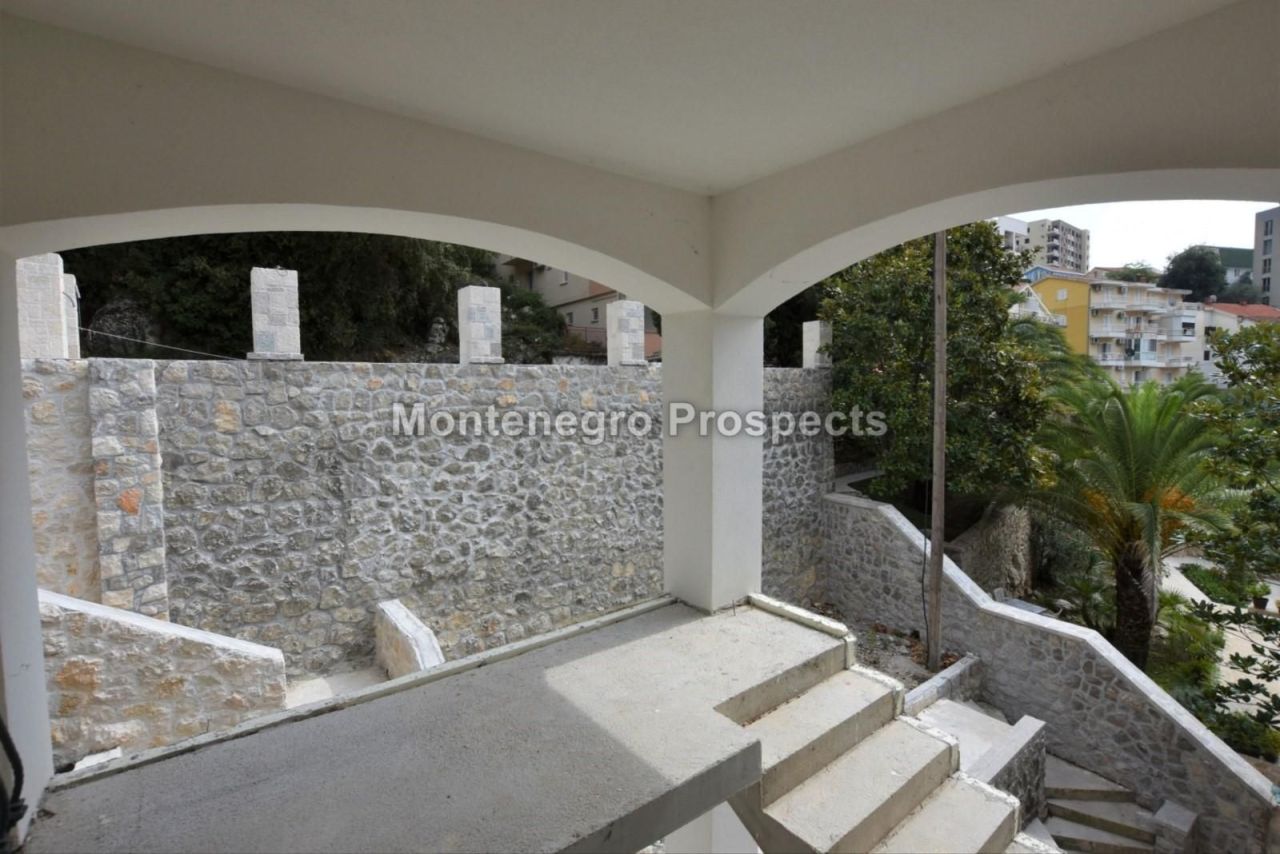 Casa a Becici, Montenegro, 470 m² - foto 13