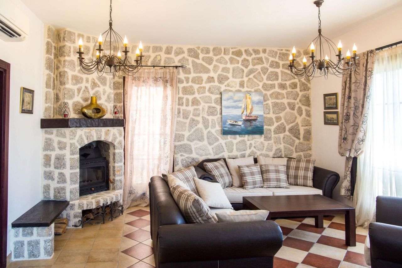 Haus in Kostanjica, Montenegro, 235 m² - Foto 14