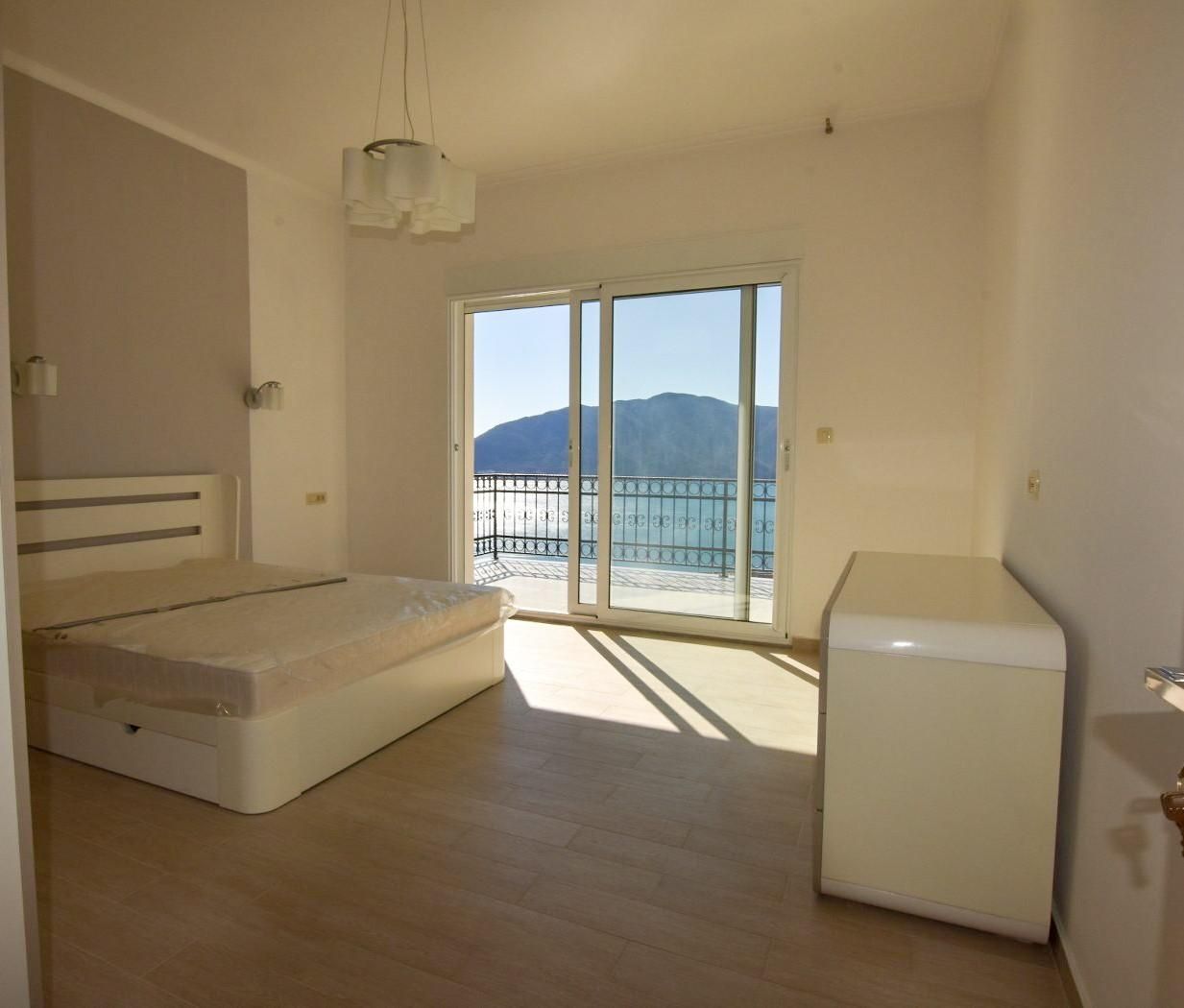 Casa a Risan, Montenegro, 250 m² - foto 14