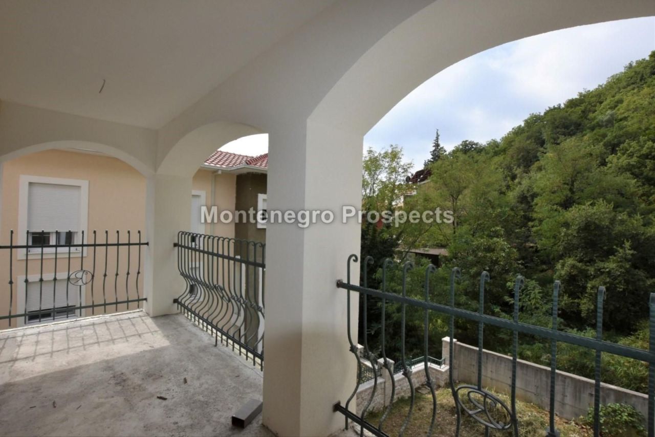 Casa a Becici, Montenegro, 470 m² - foto 14