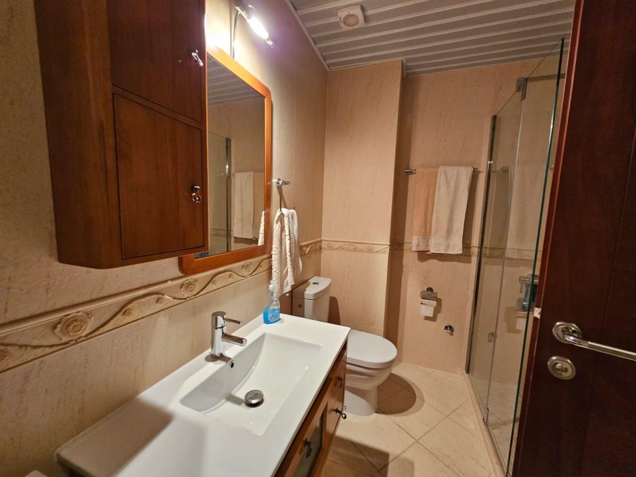 Piso en el Bar, Montenegro, 104 m² - imagen 16