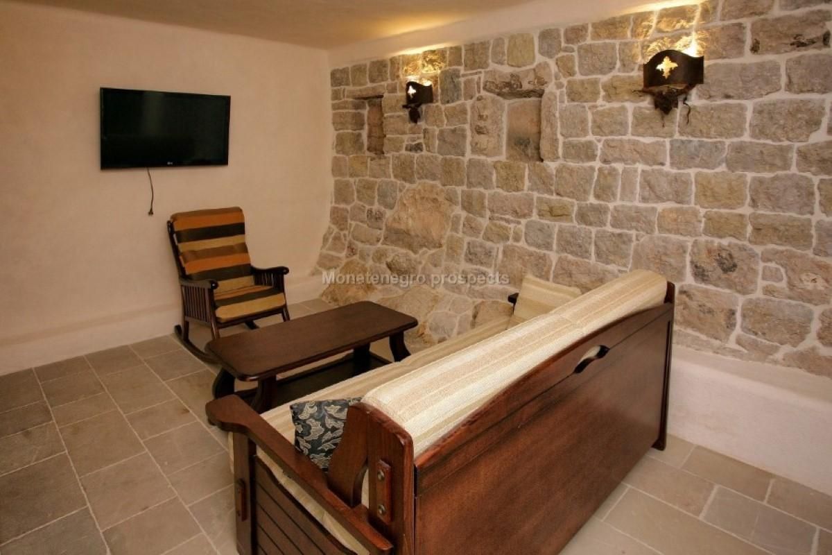 Maison à Rézévici, Monténégro, 256 m² - image 18