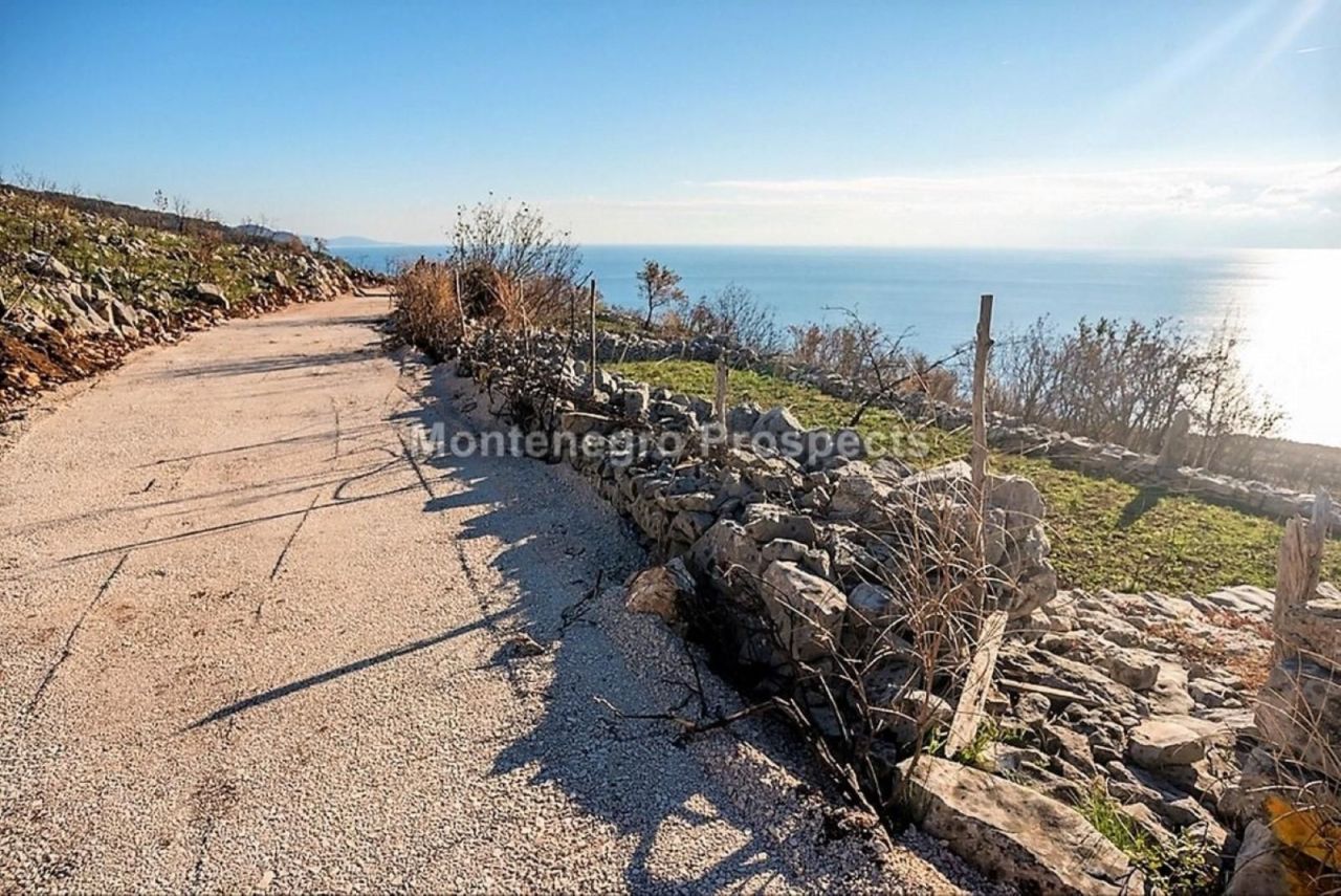 Terreno en Rezevici, Montenegro, 1 048 m² - imagen 19