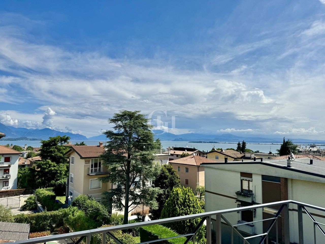 Penthouse par le Lac de Garde, Italie, 97 m² - image 1