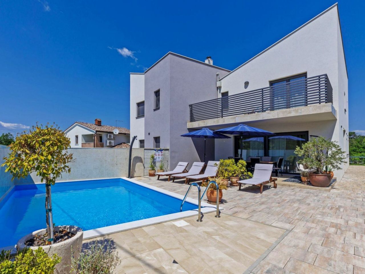 Villa in Poreč, Kroatien, 140 m² - Foto 1