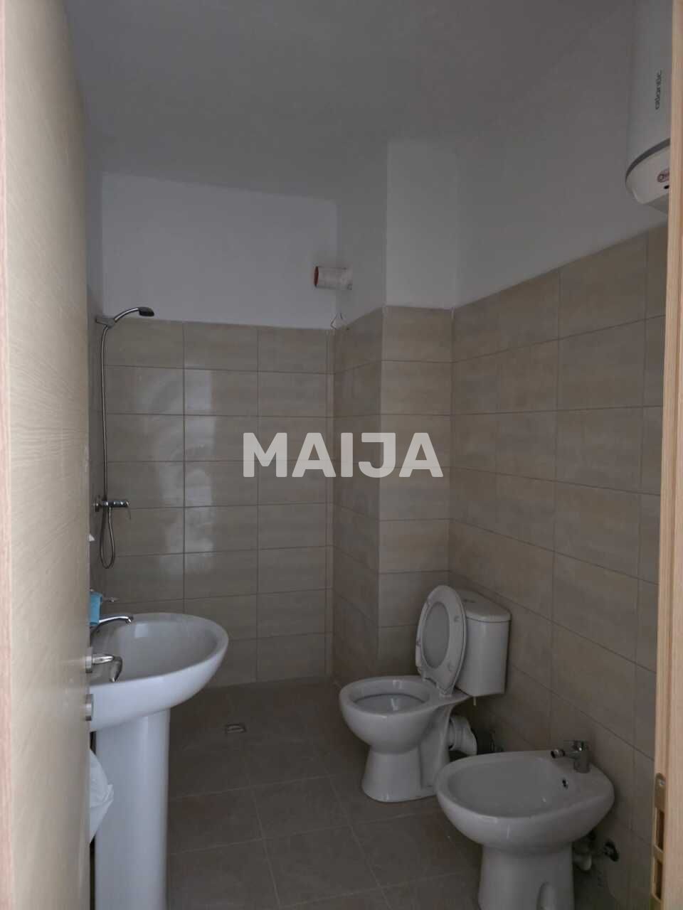 Piso en Vlorë, Albania, 112.5 m² - imagen 12