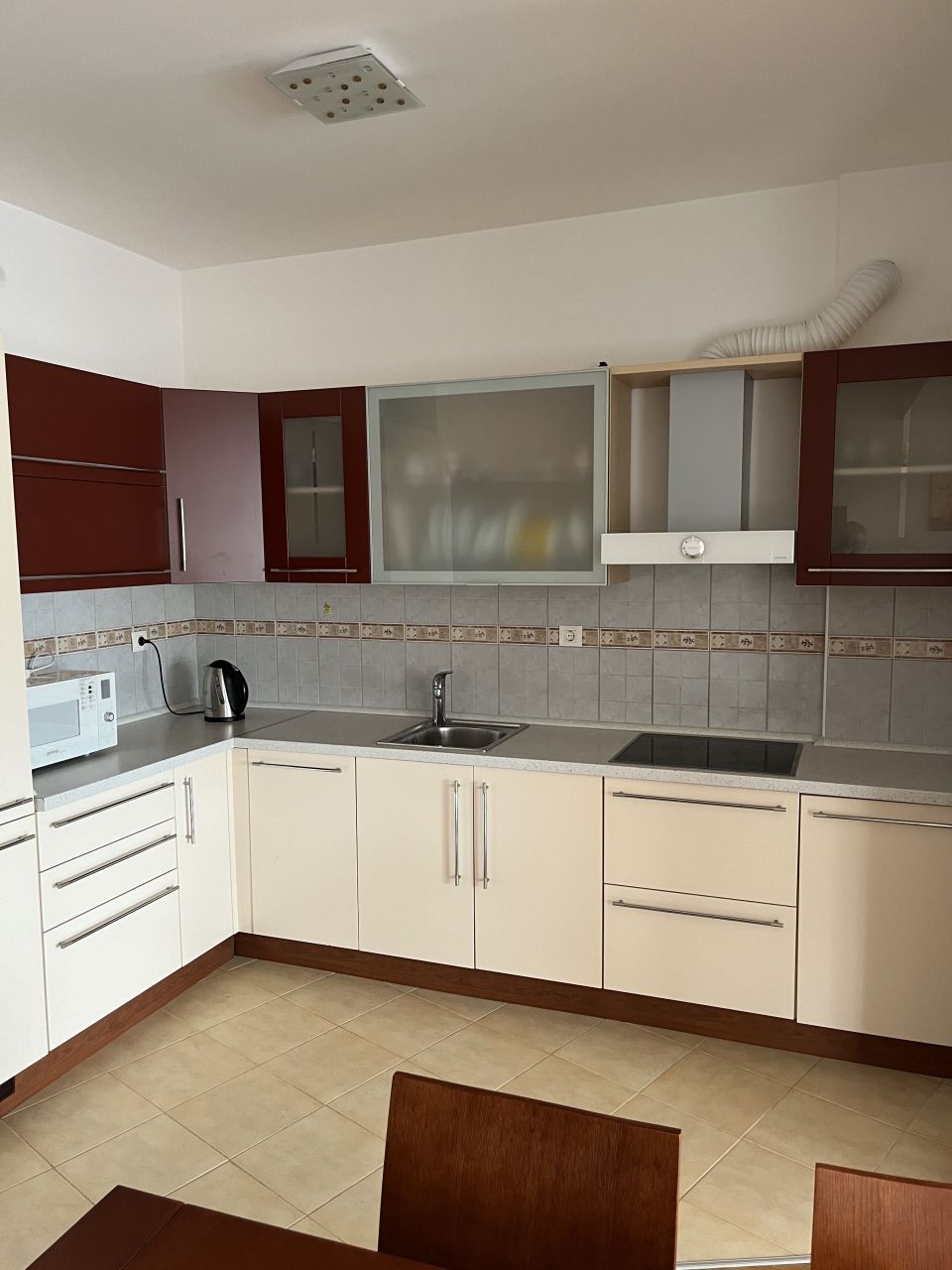 Piso en Petrovac, Montenegro, 108 m² - imagen 10