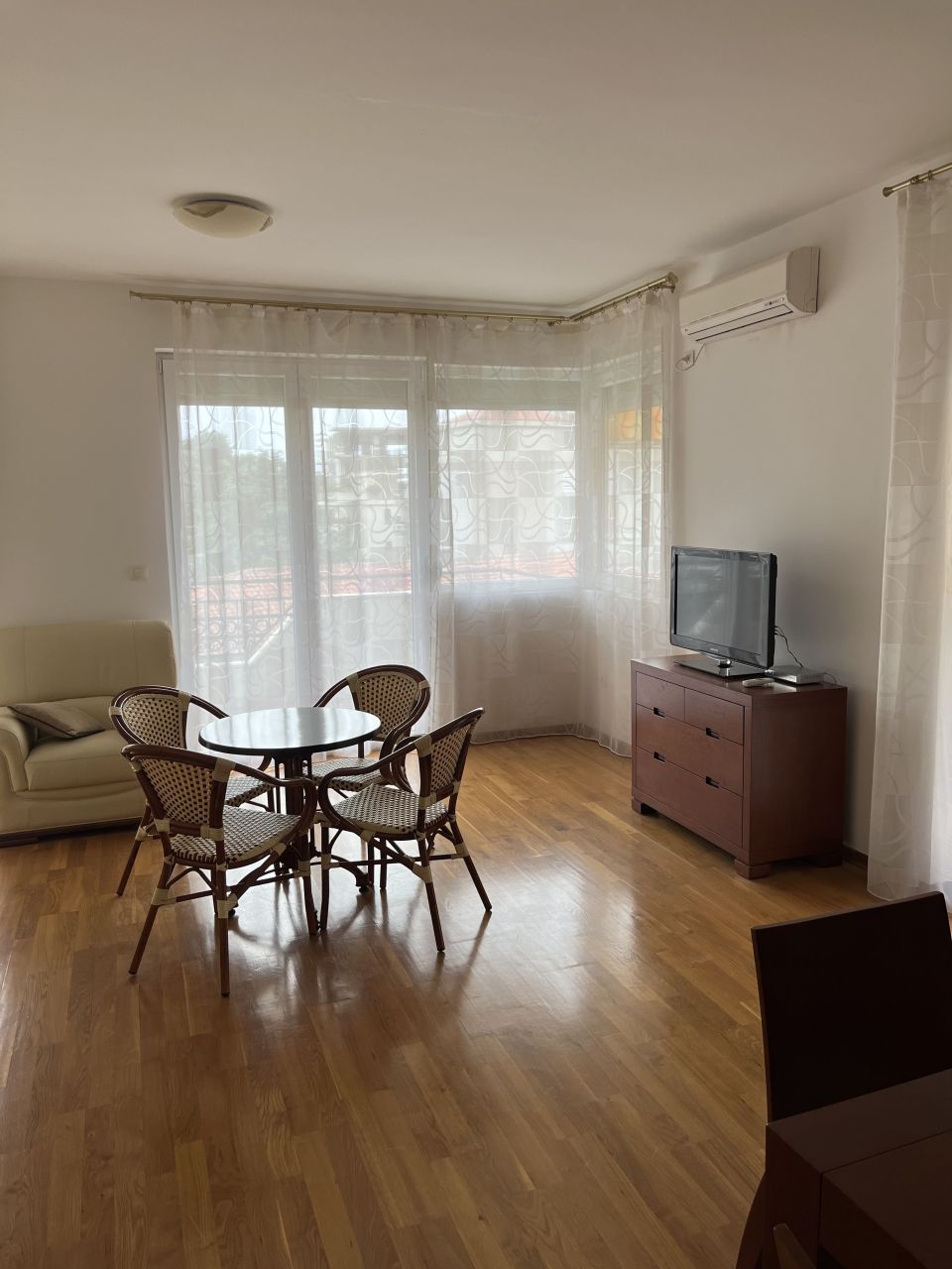 Piso en Petrovac, Montenegro, 108 m² - imagen 8