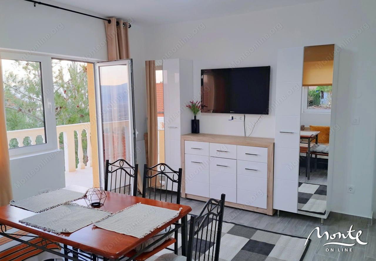 Wohnung in Kotor, Montenegro, 42 m² - Foto 1