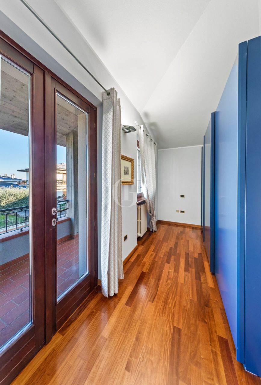 Villa par le Lac de Garde, Italie, 168 m² - image 12