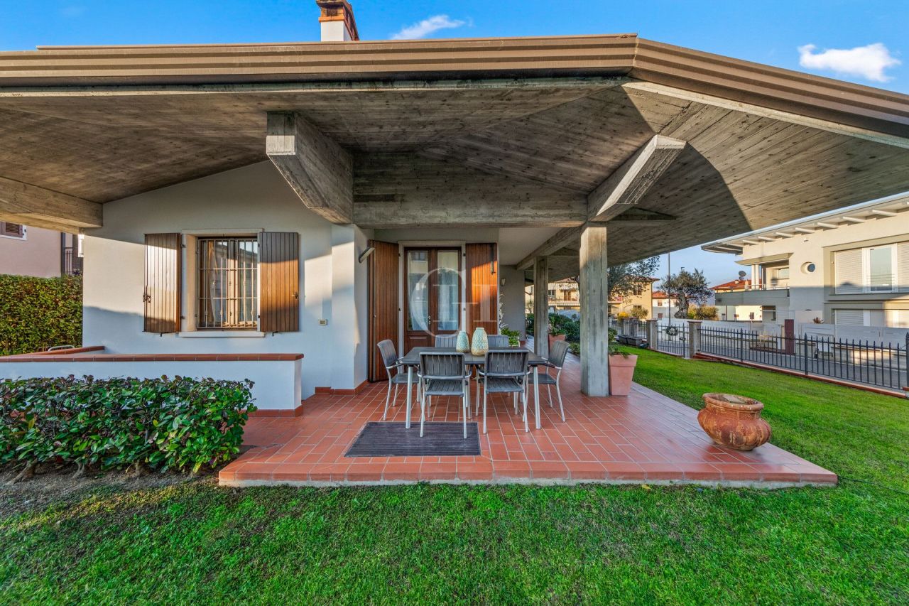 Villa par le Lac de Garde, Italie, 168 m² - image 4