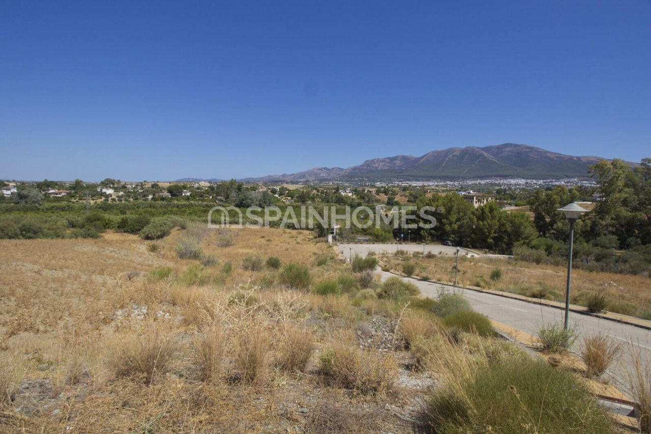 Granja Alhaurín el Grande, España, 6 290 m² - imagen 1