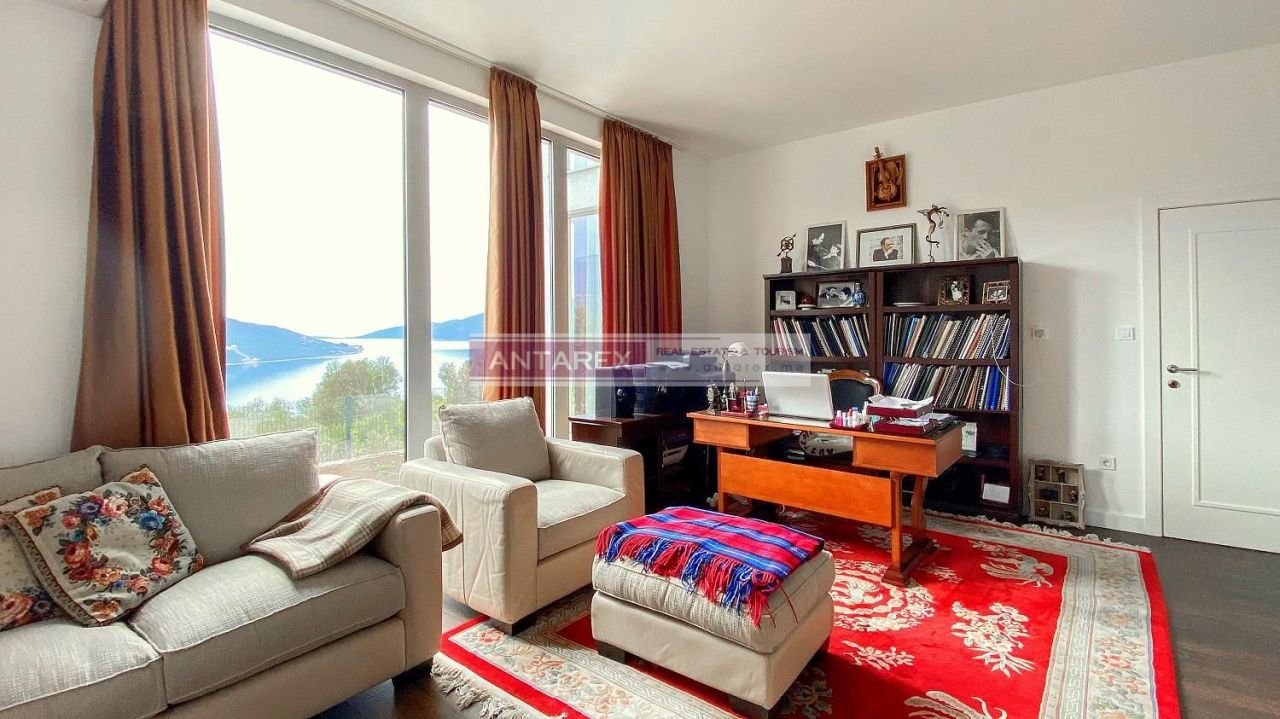 Villa en Kumbor, Montenegro, 335 m² - imagen 8