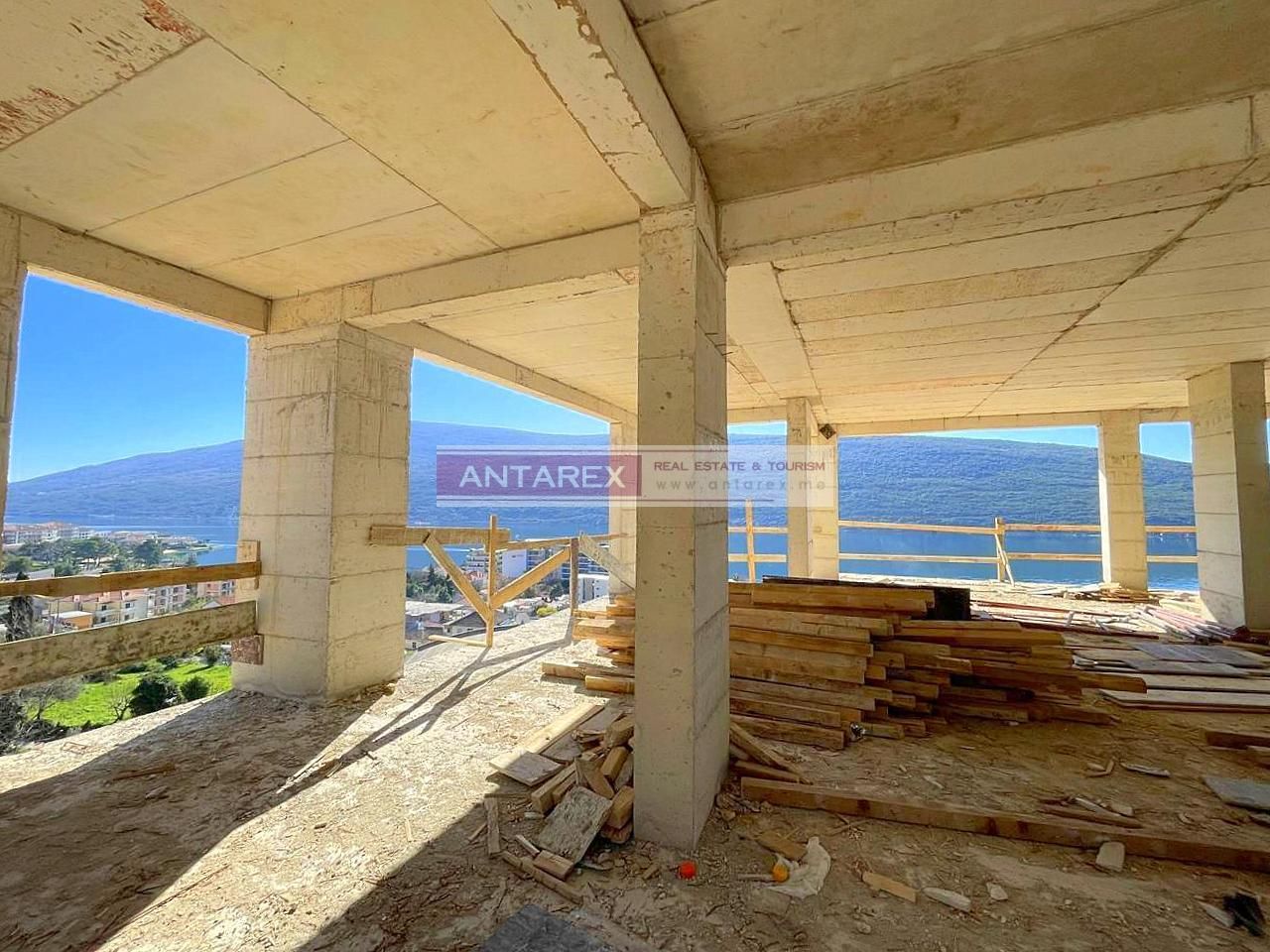 Apartment in Kumbor, Montenegro, 31.7 m² - picture 10