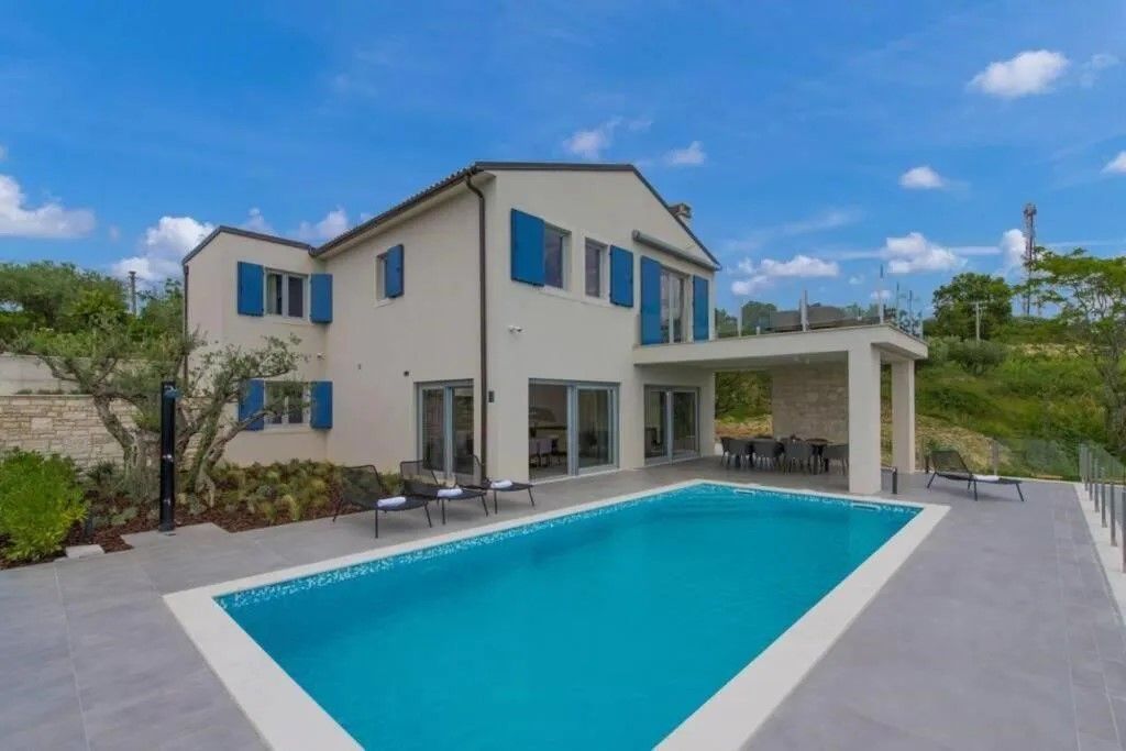 Villa in Buje, Croatia, 227 m² - picture 1
