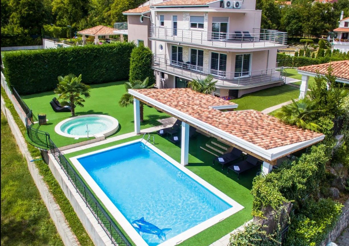 Villa Pobri, Croacia, 210 m² - imagen 1