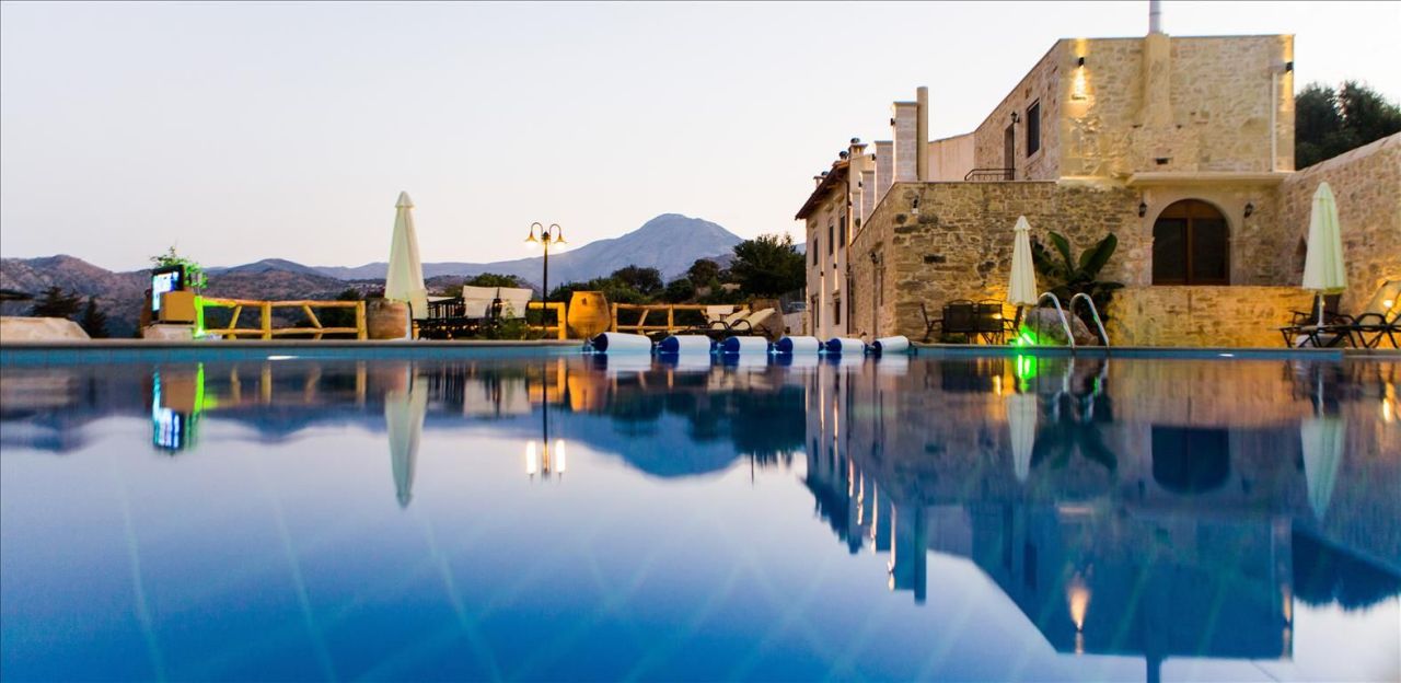 Villa en Rethymno, Grecia, 400 m² - imagen 1