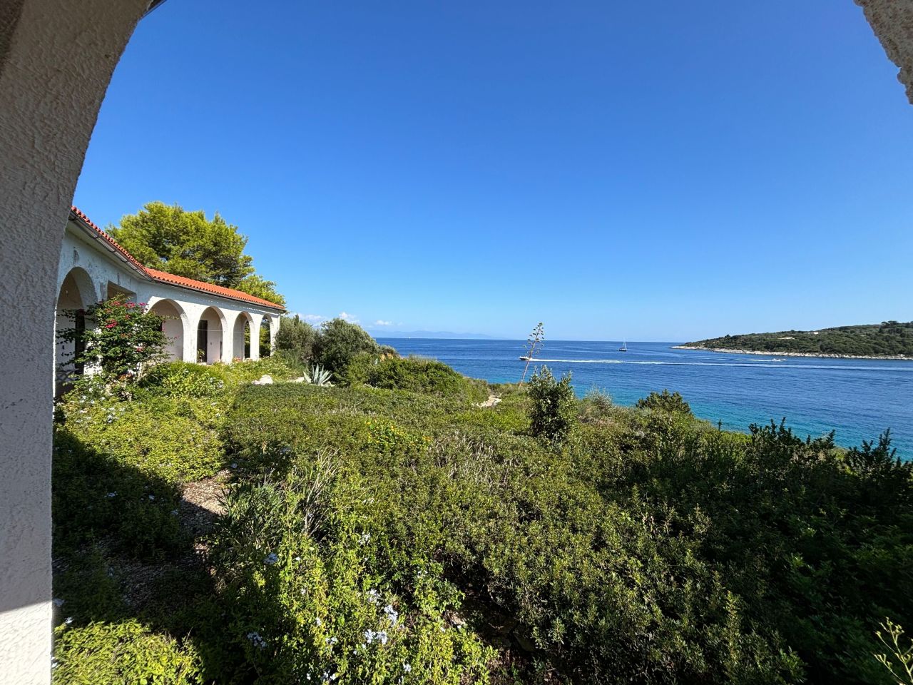 Villa on Ionian Islands, Greece, 140 m² - picture 1