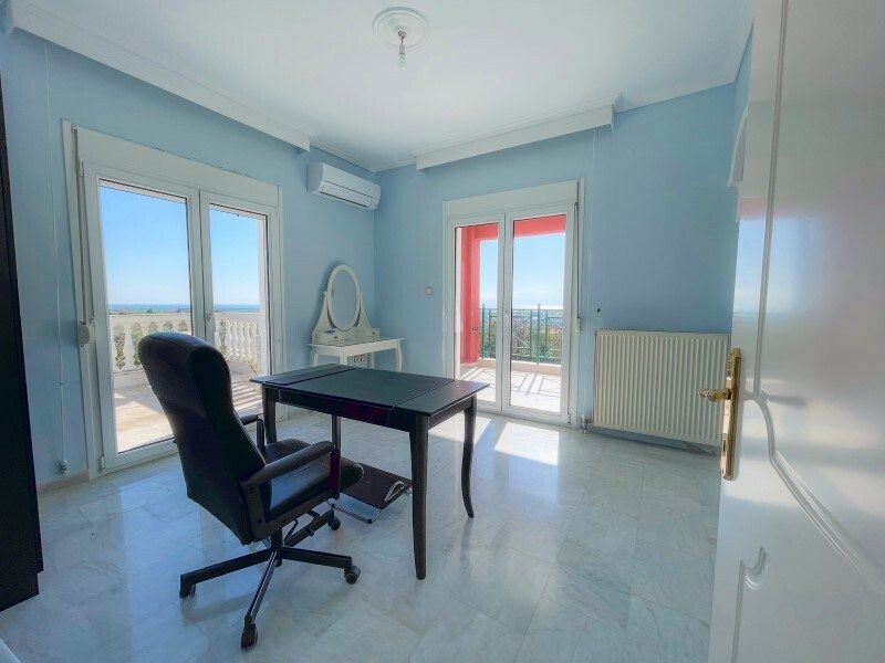 Villa in Thessaloniki, Greece, 210 m² - picture 15