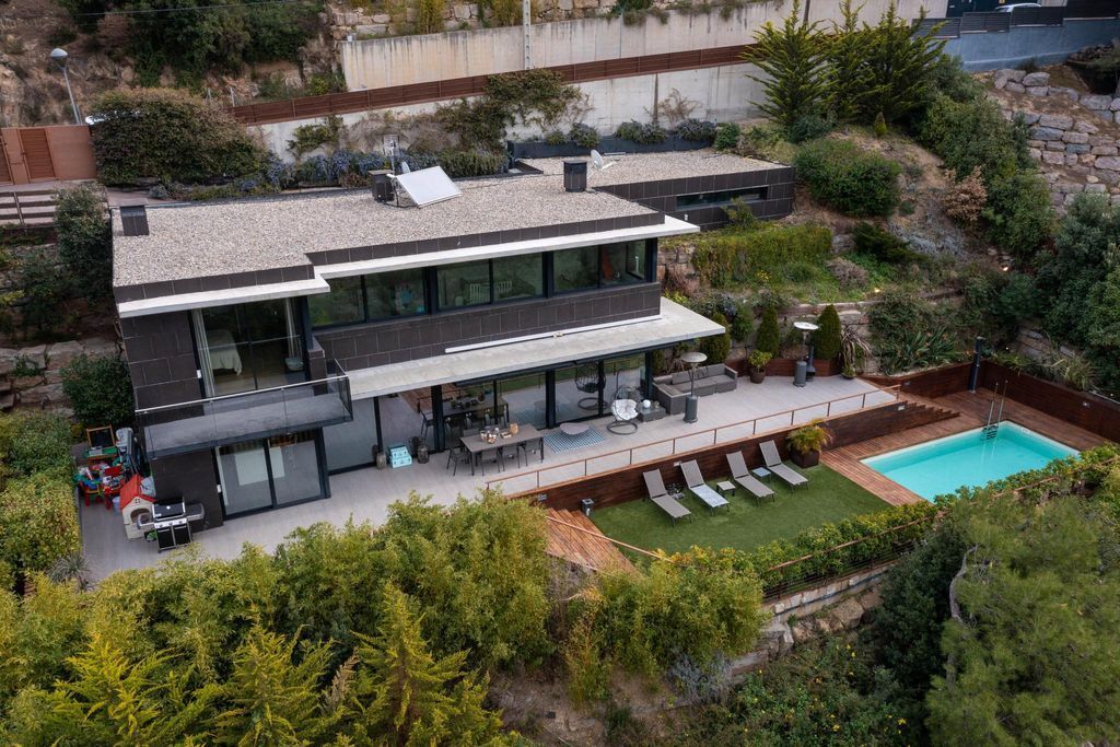 Villa a Cabrils, Spagna, 326 m² - foto 13