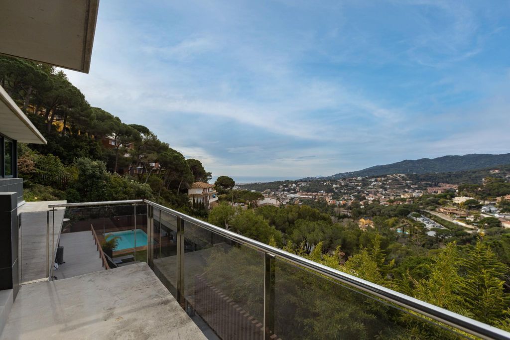 Villa a Cabrils, Spagna, 326 m² - foto 14