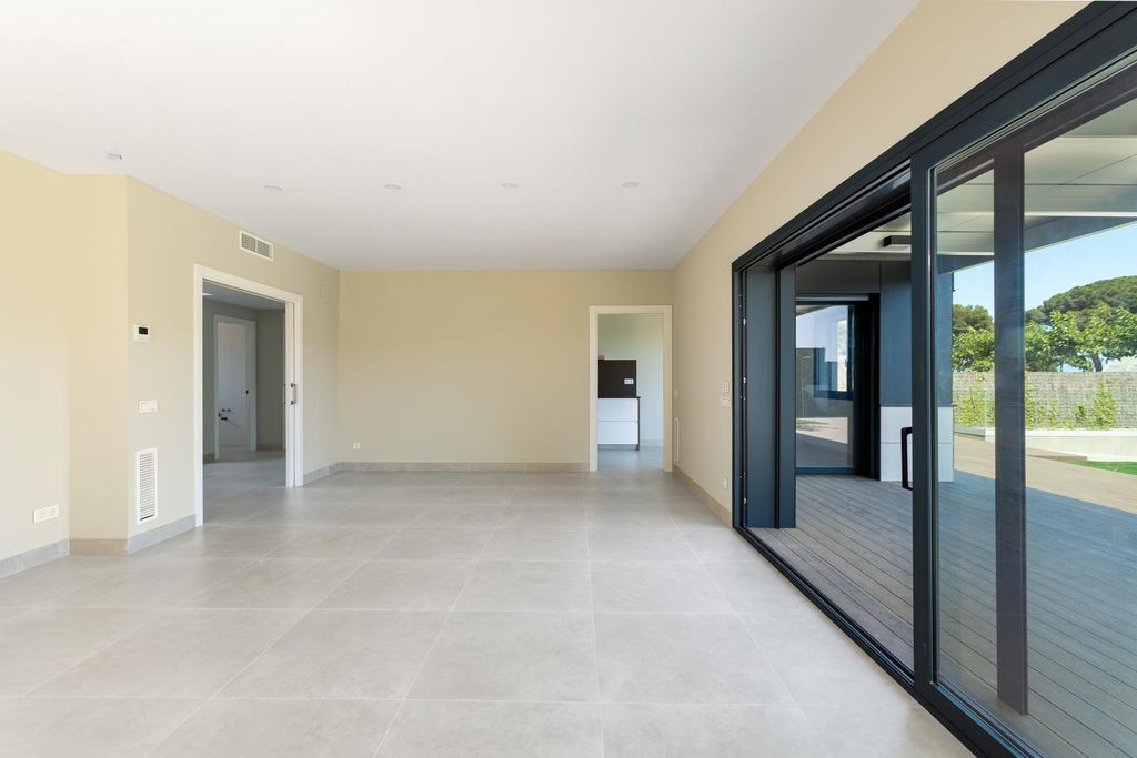 Villa à Sant Andreu de Llavaneres, Espagne, 474 m² - image 15