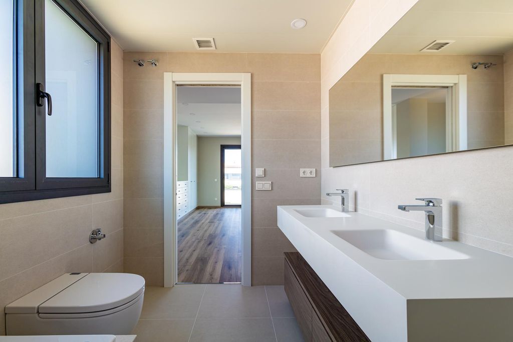 Villa à Sant Andreu de Llavaneres, Espagne, 474 m² - image 18