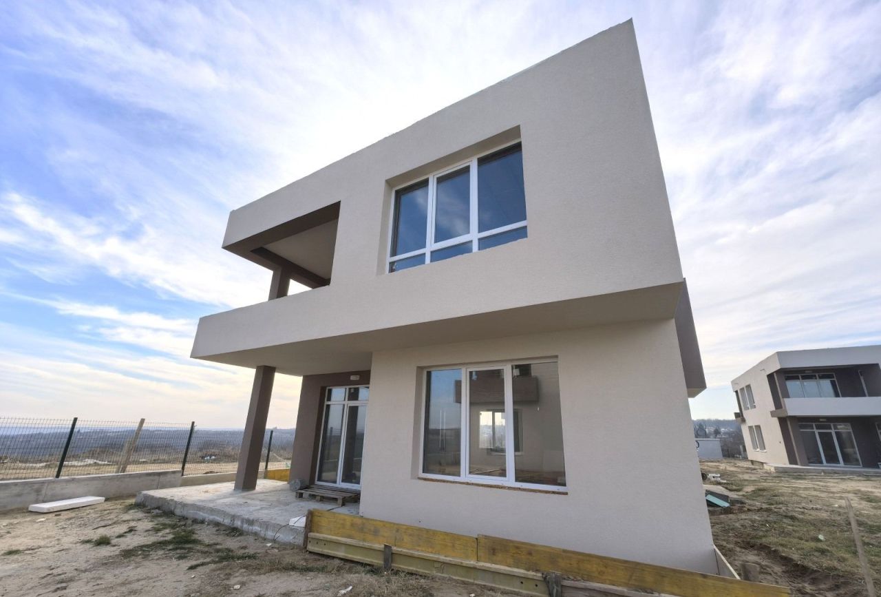 House in Varna, Bulgaria, 200 m² - picture 1