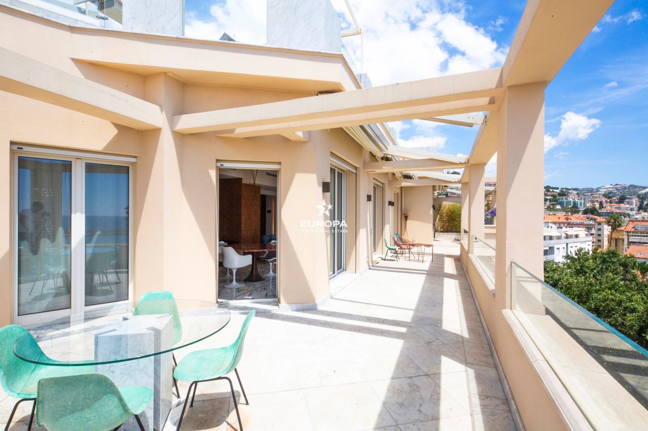 Penthouse in San Remo, Italy, 218 m² - picture 8