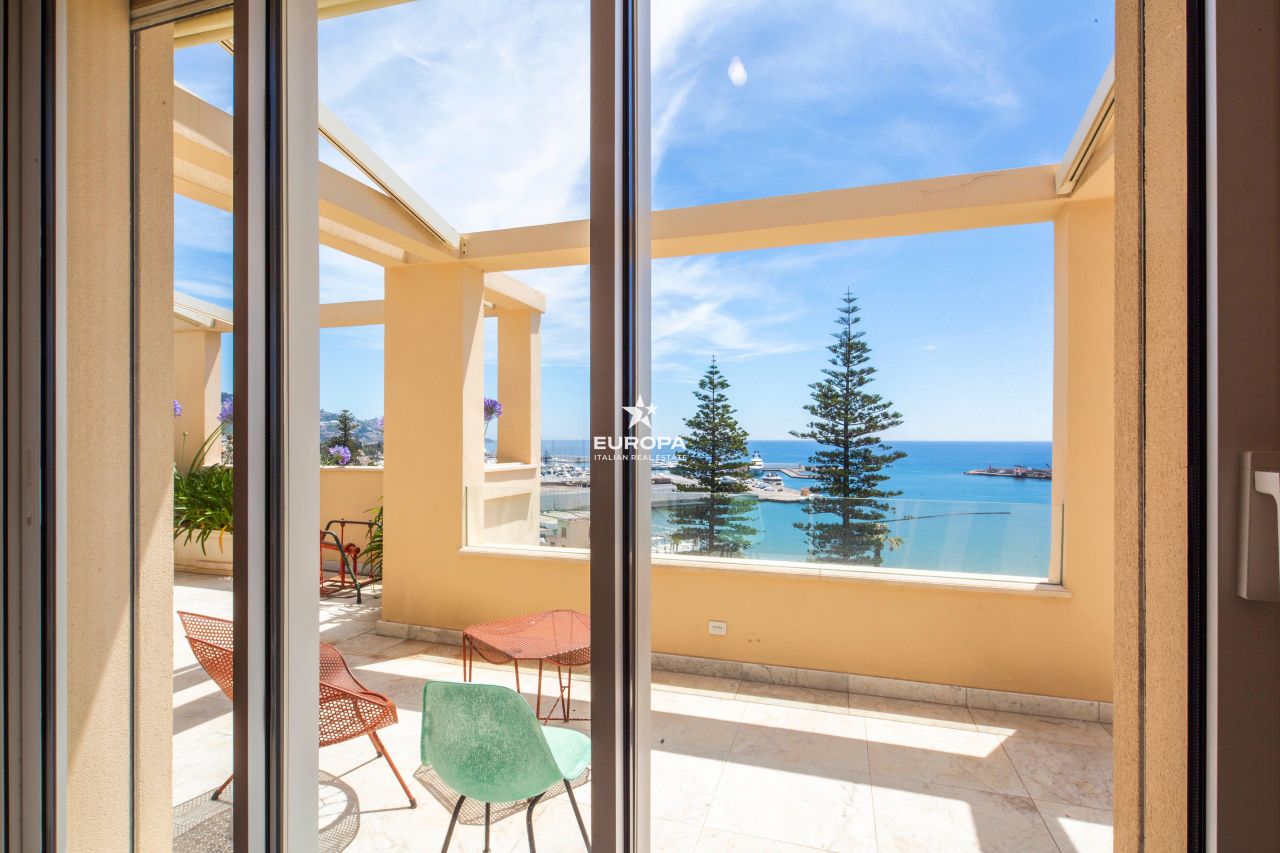 Penthouse in San Remo, Italy, 218 m² - picture 10