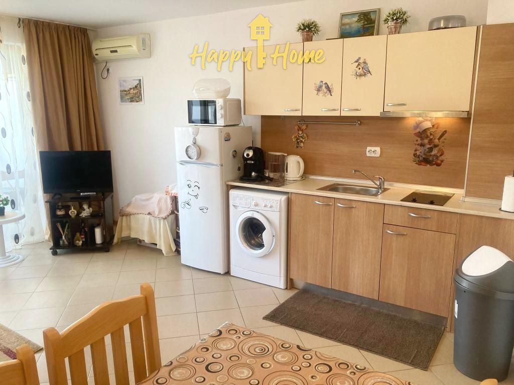 Appartement à Slantchev Briag, Bulgarie, 67 m² - image 1