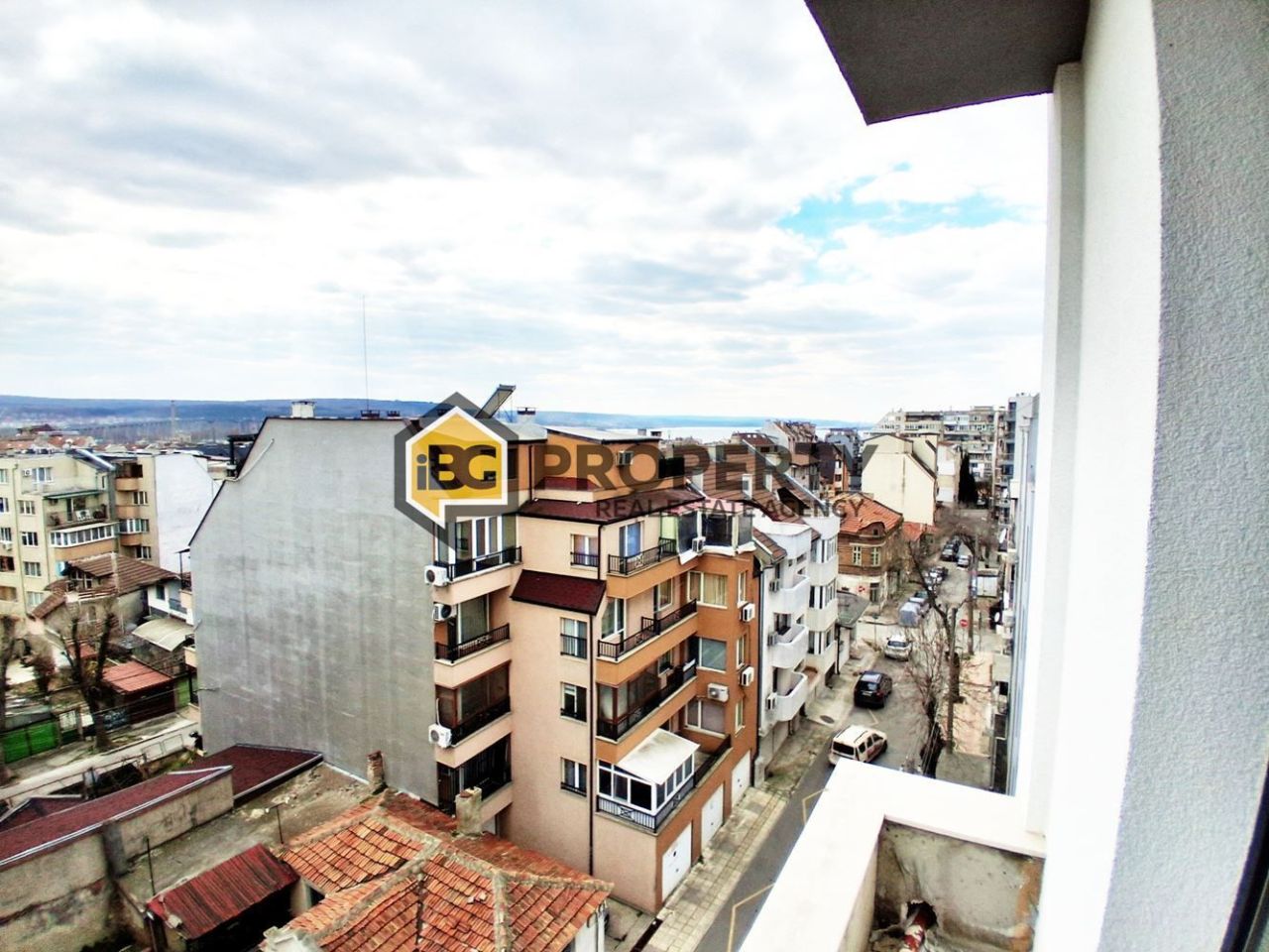 Wohnung in Varna, Bulgarien, 97 m² - Foto 1