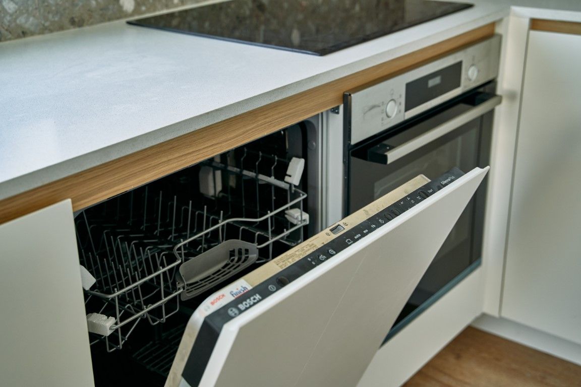 Appartamento a Tivat, Montenegro, 102 m² - foto 12