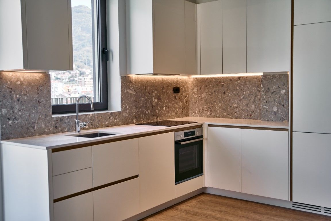 Appartamento a Tivat, Montenegro, 102 m² - foto 14