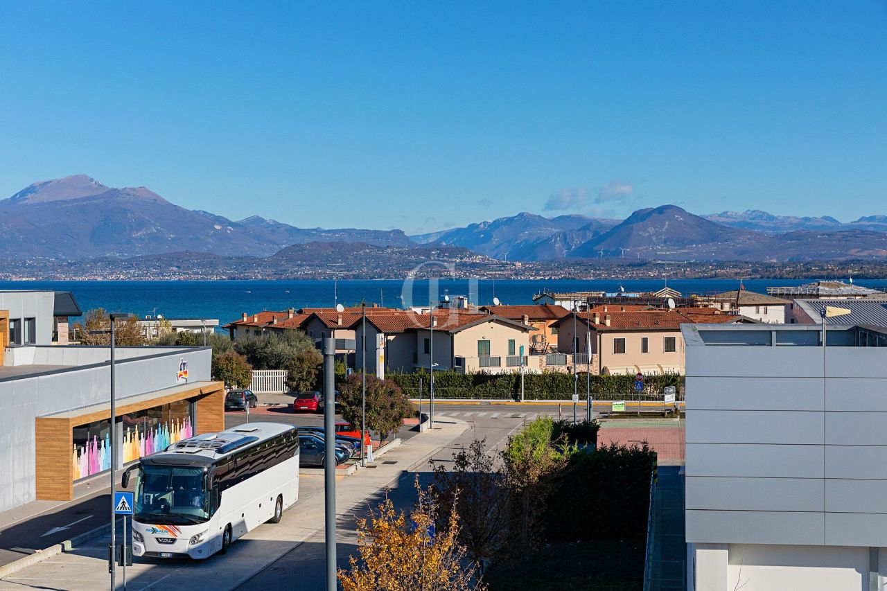 Appartamenti sul Lago di Garda, Italia, 113 m² - foto 2
