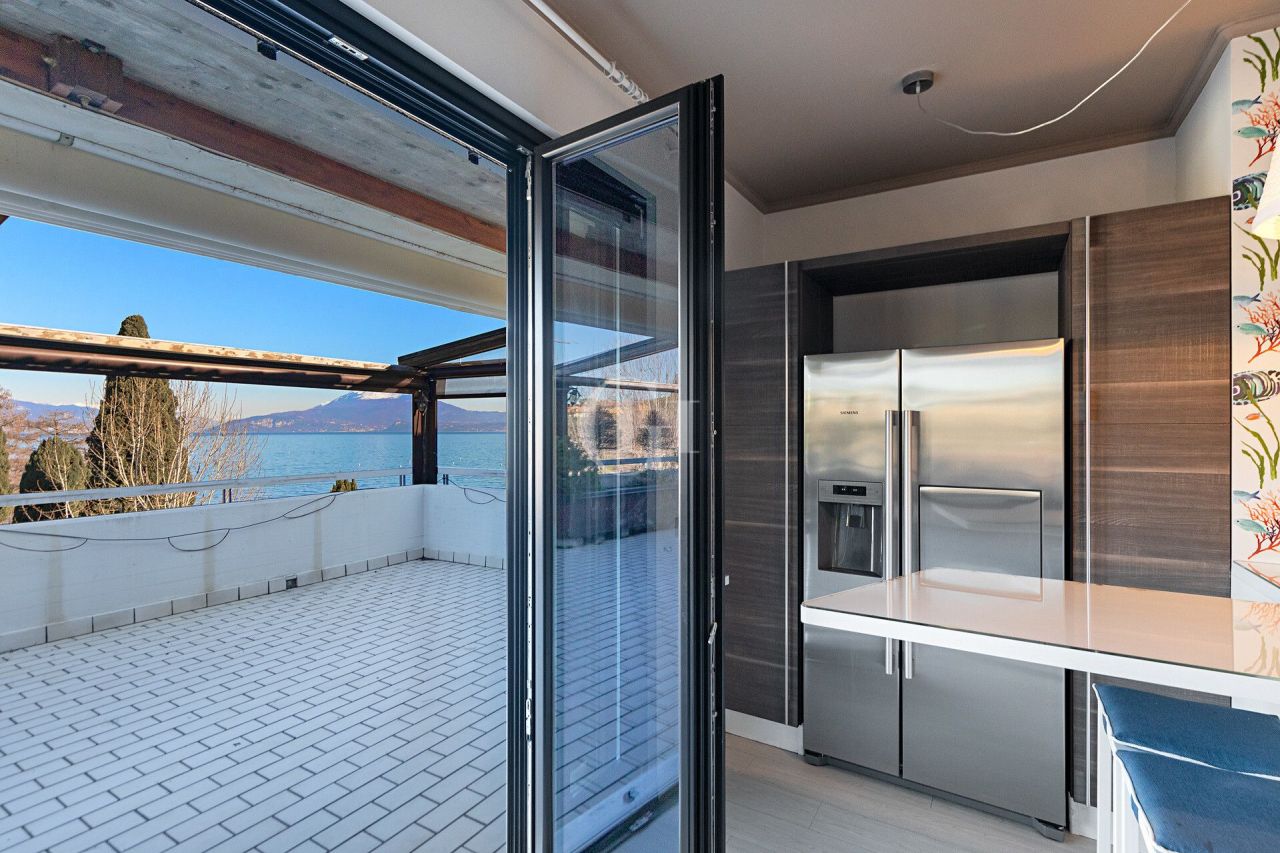 Ático por Lago de Garda, Italia, 90 m² - imagen 13